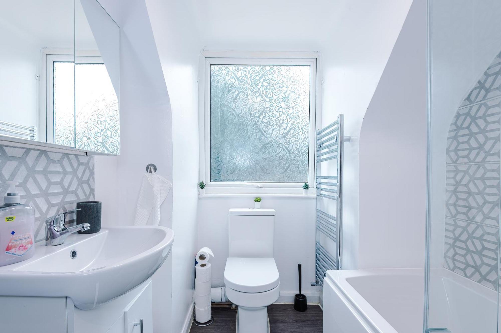 Comfort Place - 3 Bedroom House In Chester - Sleeps 6 외부 사진